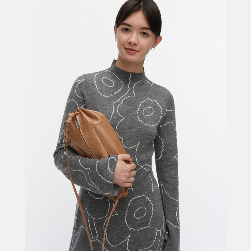 Karla  Patent Ledertasche Braun