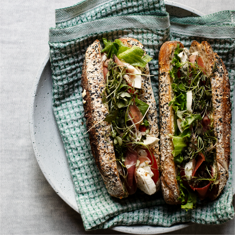 Maija Geschirrtuch Aspen green